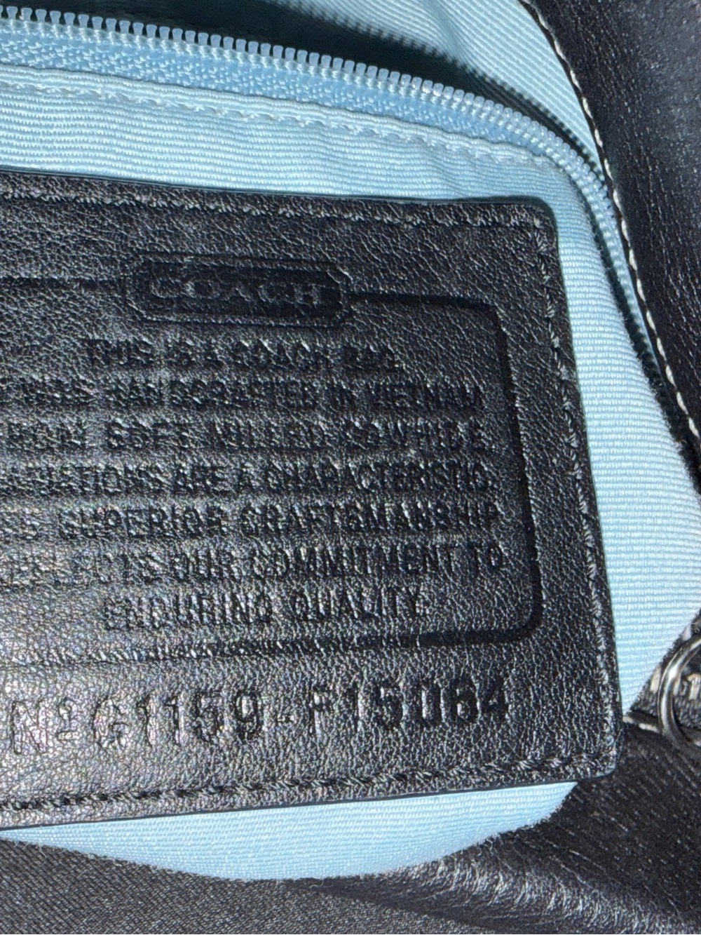 Coach Women's Black Leather Shoulder Bag - Picture 7 of 8